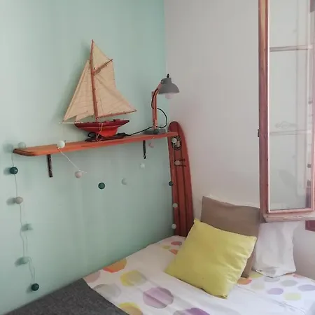 Vieux Port 5 Mn Des Plages Appartement