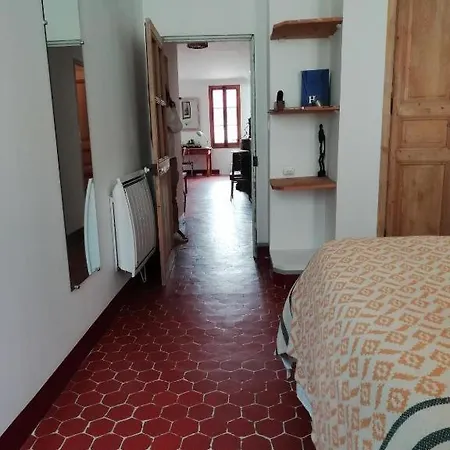 Vieux Port 5 Mn Des Plages Appartement