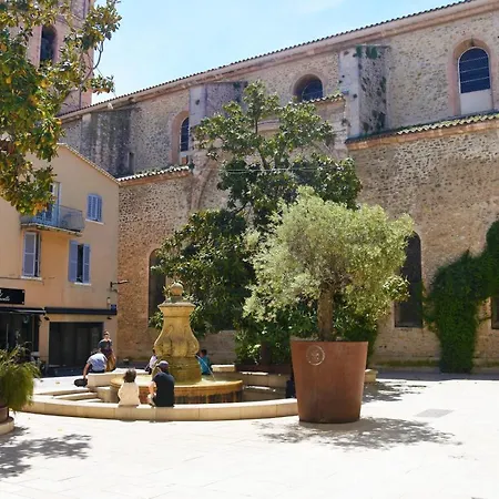 Vieux Port 5 Mn Des Plages Apartment *